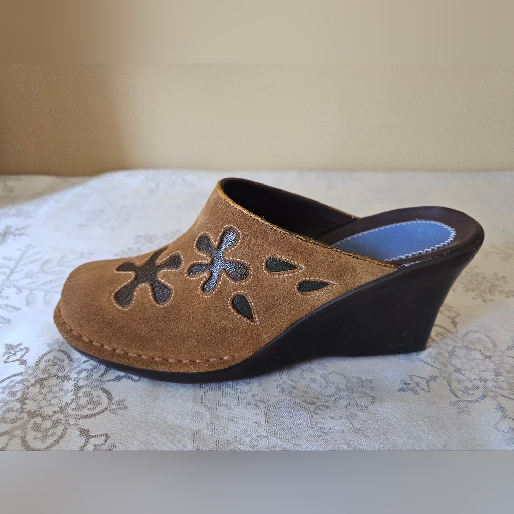 Indigo Suede With Flowers Boho Hippie Tan Clogs Wedge Mules Sz 8 - Picture 5 of 15